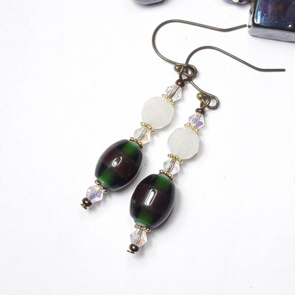 boho earrings 460#mfs Victorian green hatpin earrings Crystal milky white & gree - Picture 1 of 6